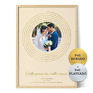 Packshot_ES_Letra_de_canción_del_1.er_aniversario_con_lámina_dorada