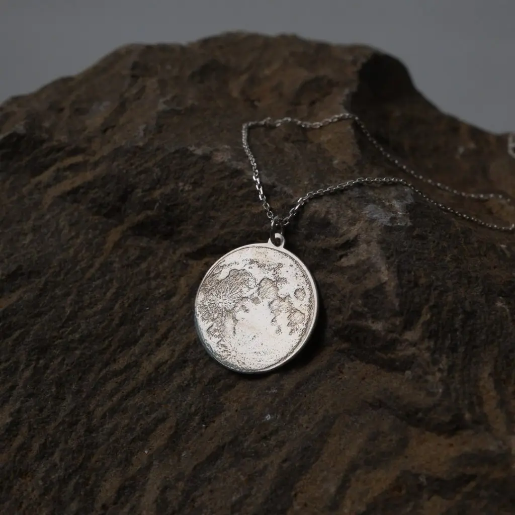 Full moon jewelry shop