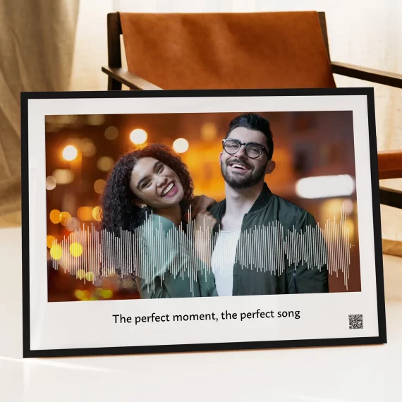soundwave art print with couple portrait and audio waveform on romantic night background