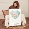 MAIN_FR_Carte Notre Premier Baiser